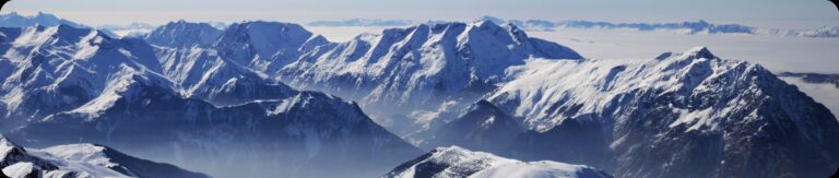 Lire la suite à propos de l’article Guide touristique du domaine de l’Alpe d’Huez : vacances, activités et conseils